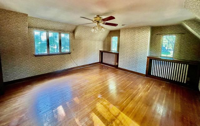 810 3rd Street NW, Austin, MN 55912