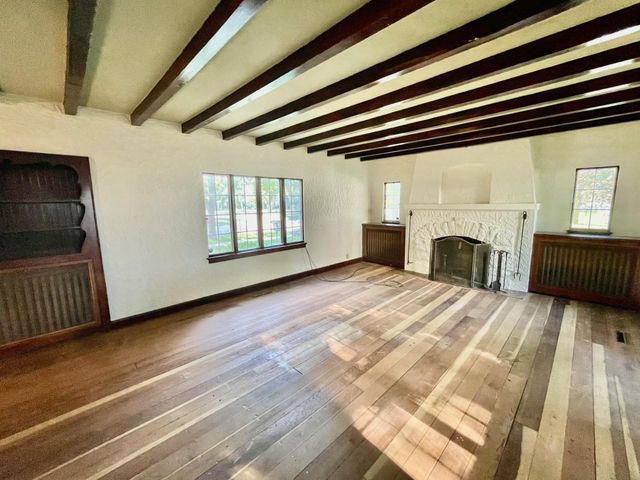 810 3rd Street NW, Austin, MN 55912