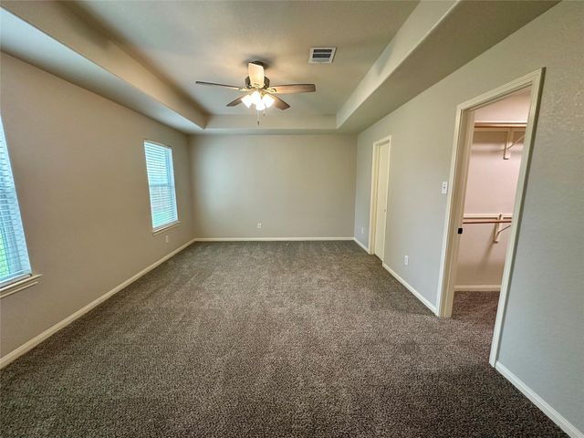 1039 N Teal Estates Circle, Fresno, TX 77545