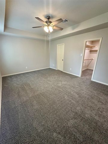 1039 N Teal Estates Circle, Fresno, TX 77545