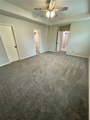 1039 N Teal Estates Circle, Fresno, TX 77545
