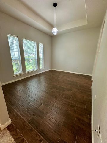 1039 N Teal Estates Circle, Fresno, TX 77545