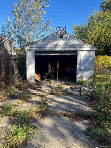 16209 Tacoma Street, Detroit, MI 48205