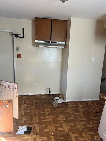 16209 Tacoma Street, Detroit, MI 48205