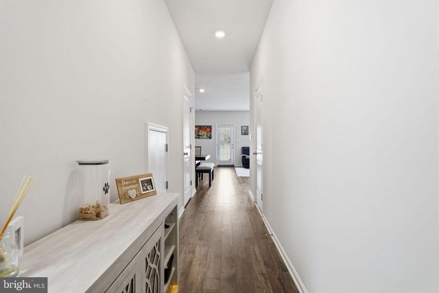 975 STILL WATERS LN, Pennsburg, PA 18073