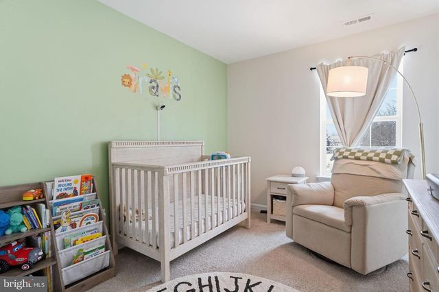 975 STILL WATERS LN, Pennsburg, PA 18073