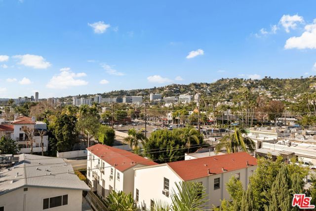 1037 N Laurel Avenue 14, West Hollywood, CA 90046