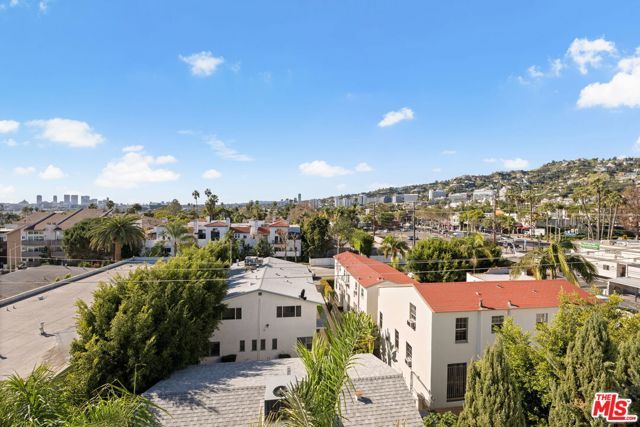 1037 N Laurel Avenue 14, West Hollywood, CA 90046