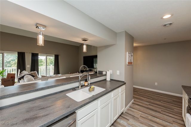 5547 Beavercrest Drive 309, Lorain, OH 44053