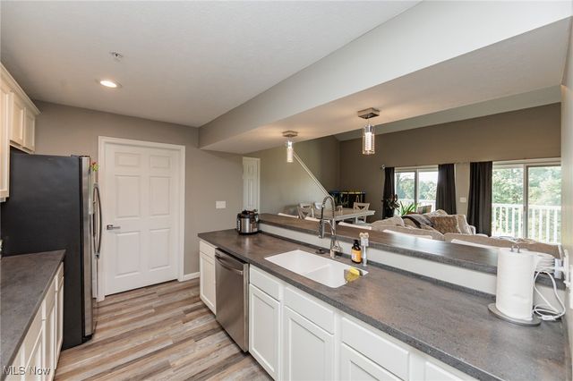 5547 Beavercrest Drive 309, Lorain, OH 44053