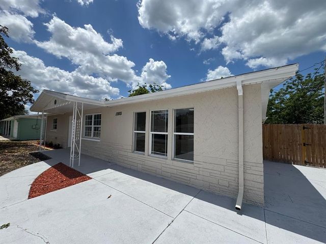 12801 COLLEGE HILL DRIVE, Hudson, FL 34667