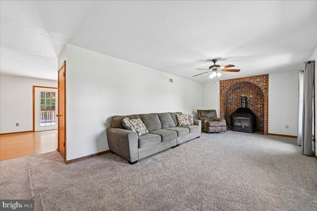13245 CROOM RD, Upper Marlboro, MD 20772