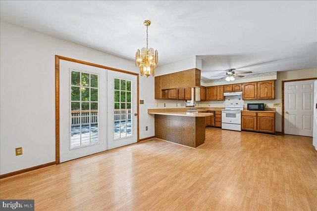 13245 CROOM RD, Upper Marlboro, MD 20772