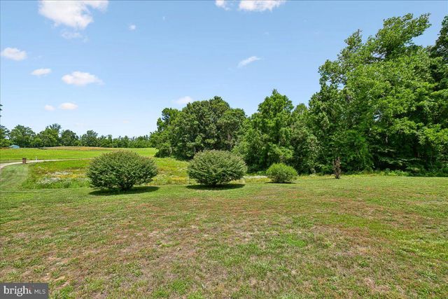 13245 CROOM RD, Upper Marlboro, MD 20772