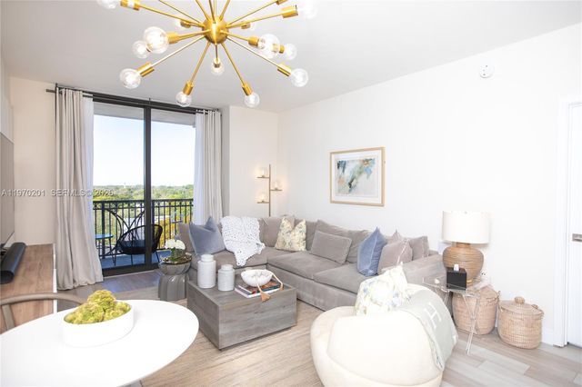 301 Altara Ave 719, Coral Gables, FL 33146