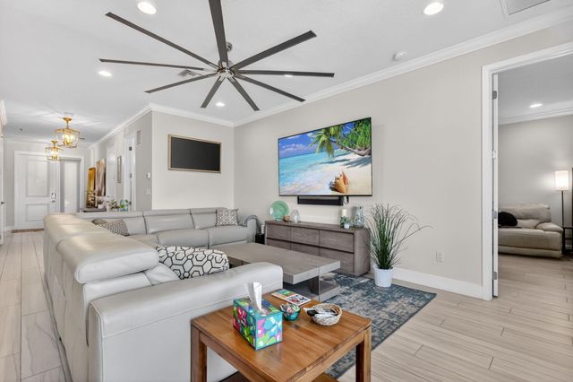 7204 Stella Lane, Lake Worth, FL 33463