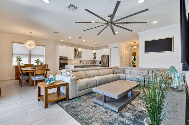 7204 Stella Lane, Lake Worth, FL 33463