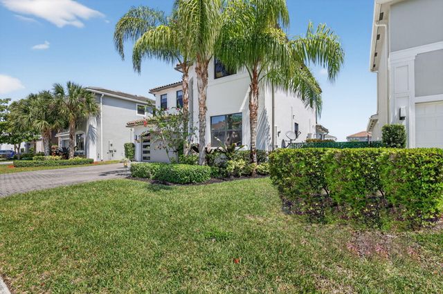 7204 Stella Lane, Lake Worth, FL 33463