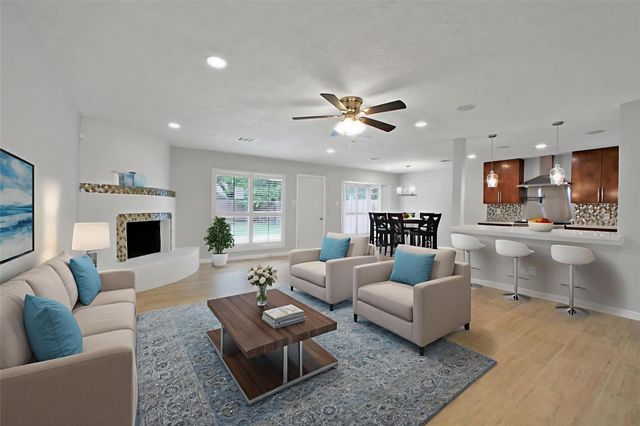 15815 Baytree Drive, Houston, TX 77070