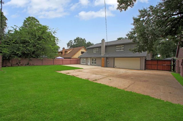 15815 Baytree Drive, Houston, TX 77070