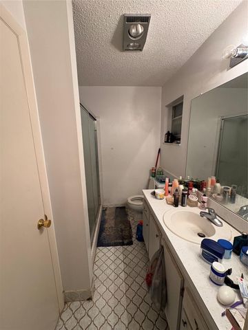 2392 SW 13th Terrace, Boynton Beach, FL 33426