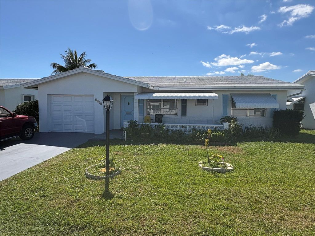 2392 SW 13th Terrace, Boynton Beach, FL 33426