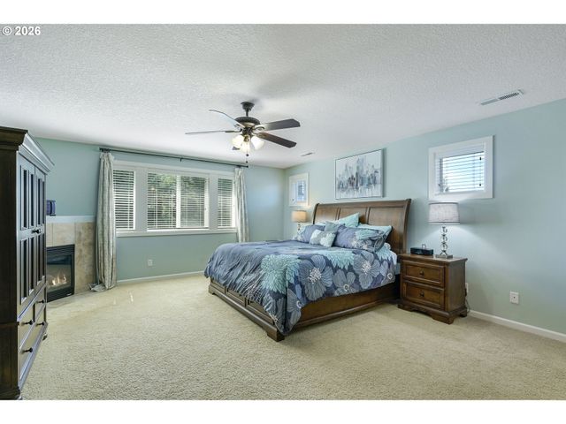 3614 Nw 24TH Cir, Camas, WA 98607