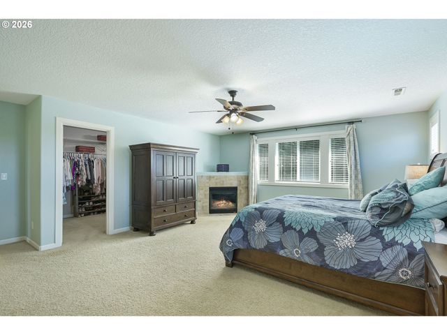 3614 Nw 24TH Cir, Camas, WA 98607