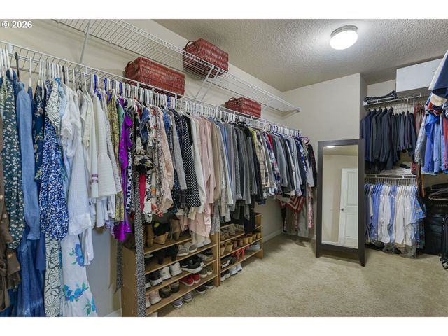 3614 Nw 24TH Cir, Camas, WA 98607