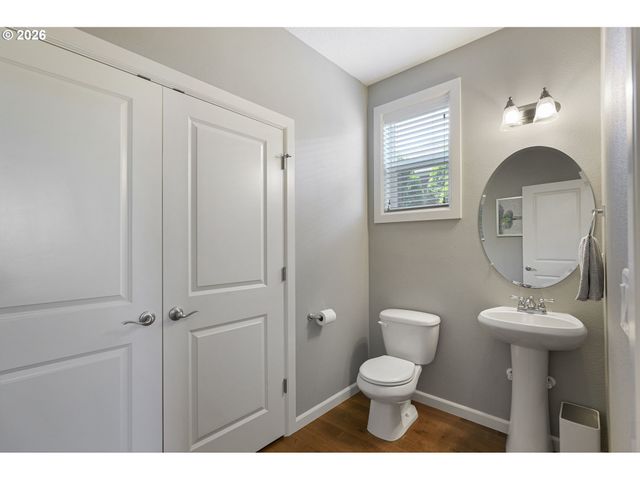 3614 Nw 24TH Cir, Camas, WA 98607
