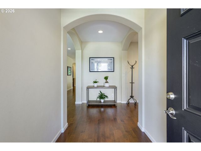 3614 Nw 24TH Cir, Camas, WA 98607