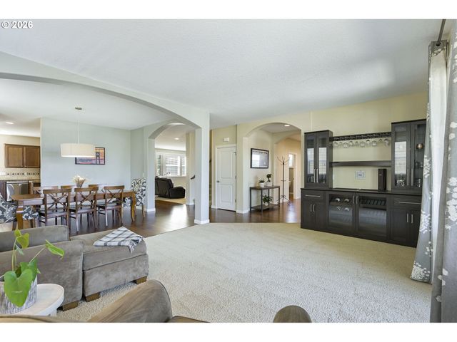 3614 Nw 24TH Cir, Camas, WA 98607
