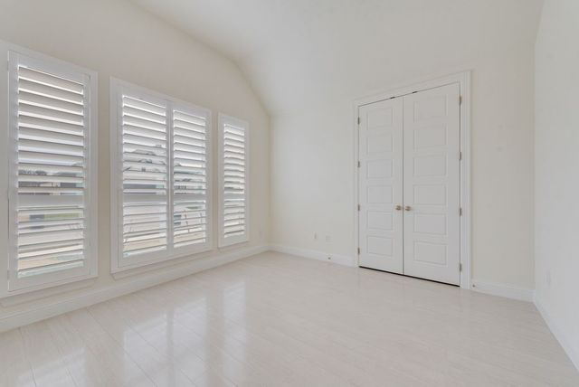 1424 Silent Springs Drive, Fort Worth, TX 76052