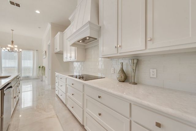 1424 Silent Springs Drive, Fort Worth, TX 76052