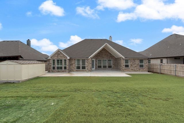 1424 Silent Springs Drive, Fort Worth, TX 76052