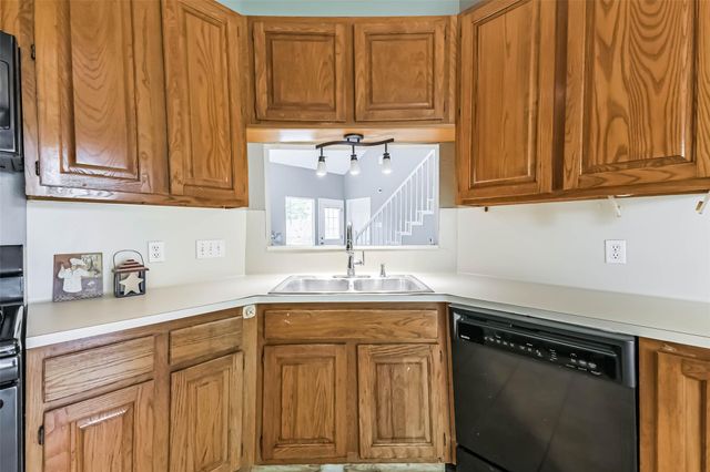 13855 Cherry Hollow Ln Lane, Houston, TX 77082