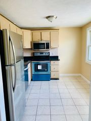 8B Mayberry Drive 5, Westborough, MA 01581