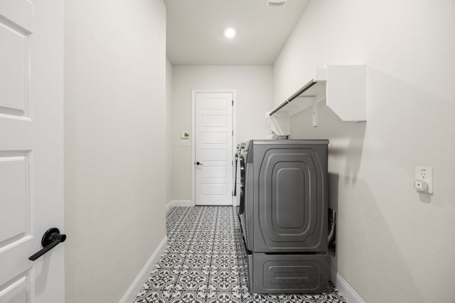 729 Lemmon Lane, Forney, TX 75126