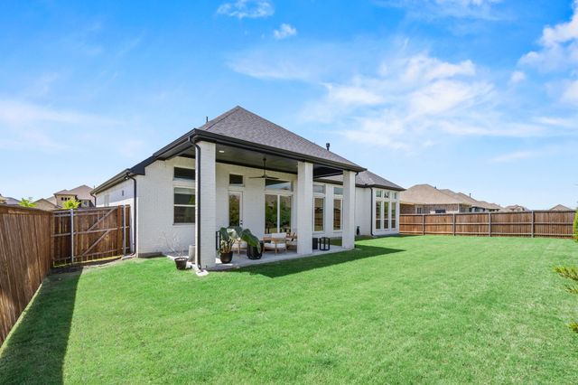 729 Lemmon Lane, Forney, TX 75126