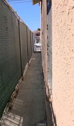 1462 E 98th, Los Angeles, CA 90002