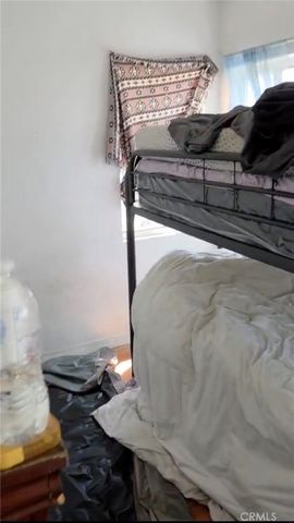 1462 E 98th, Los Angeles, CA 90002