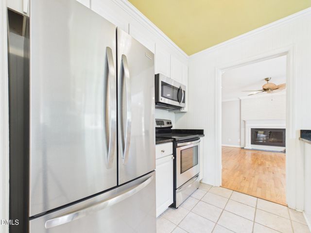 2912 Oberlin Road, Raleigh, NC 27608