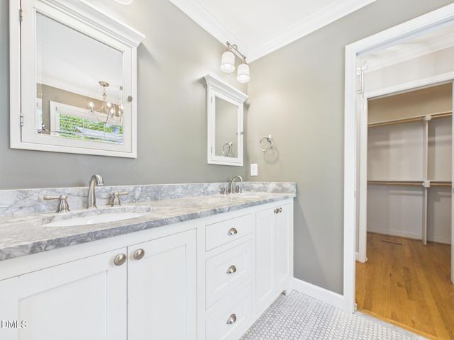 2912 Oberlin Road, Raleigh, NC 27608