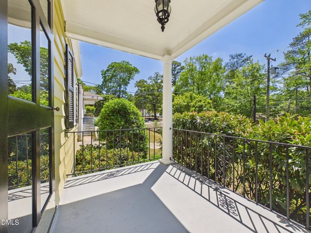 2912 Oberlin Road, Raleigh, NC 27608