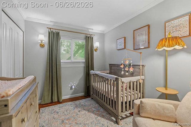31469 Newport Drive, Warren, MI 48088