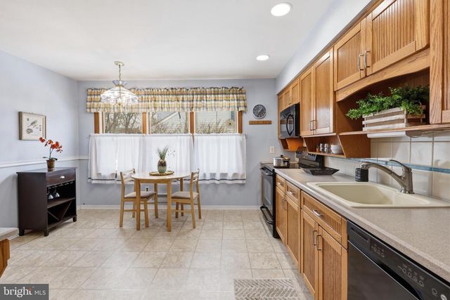 116 PINE VALLEY RD, Cherry Hill, NJ 08034