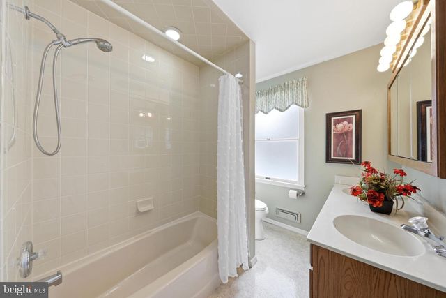 116 PINE VALLEY RD, Cherry Hill, NJ 08034