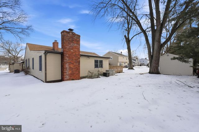 116 PINE VALLEY RD, Cherry Hill, NJ 08034