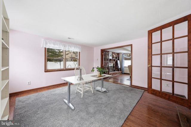 116 PINE VALLEY RD, Cherry Hill, NJ 08034