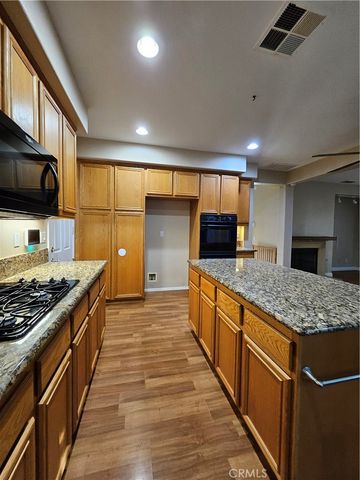 29735 Maxmillian, Murrieta, CA 92563